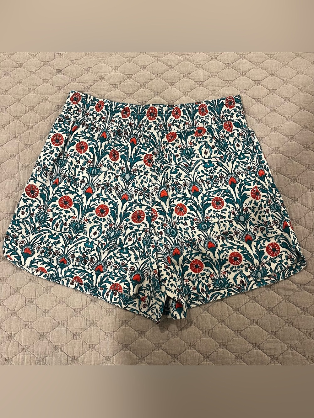 Crown & Ivy Floral Print Women's Cotton Shorts Size L